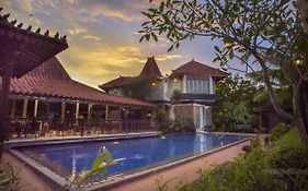 Java Village Resort By Homee