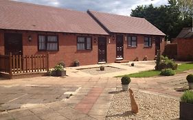 Newent Golf Club And Lodges