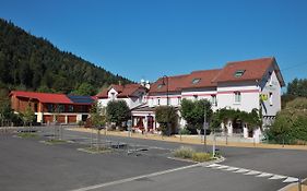 Logis Hotel des Lacs