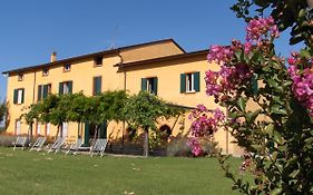 Agriturismo Le Colombaie Bed And Breakfast