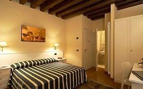 Venice Resorts Guest House