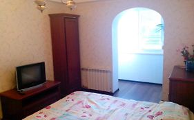 Beautiful And Comfortable 2 Rooms Apartment