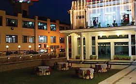 Hotel Taj Inn Moradabad 3*