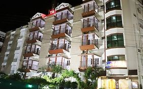 Hotel Tara By Larica Group Tarapith 2* India