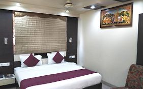 Hotel Jinendra Palace Jaipur 2*