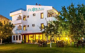 Flora Hotel&suites