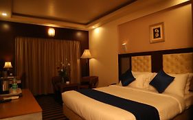 Dr Rajkumar International Hotel Bangalore 3*