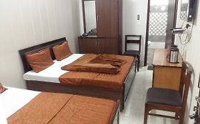 Hotel Grand Dehradun 2* India