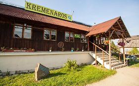 Hostel Kremenaros