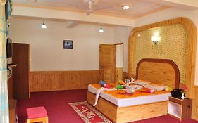 Hotel King's Land Manali (himachal Pradesh) India