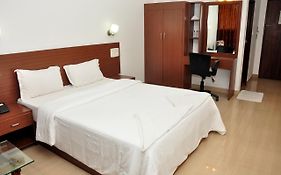 Emporium Hotel Mangalore 2*