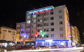 Ali Bilir Hotel  3*