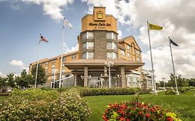 Monte Carlo Inn And Suites Downtown Markham 3*
