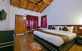 Hotel Sapphire Inn Bhimtal 3* India