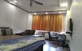Hotel The Meera Kanpur