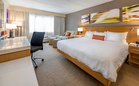Delta Hotels By Marriott Utica  United States