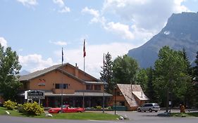 Douglas Fir Resort & Chalets Banff Canada