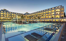 Karmir Resort & Spa  5*