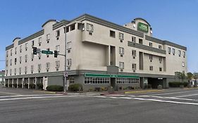 Guesthouse Inn & Suites Anchorage Inn
