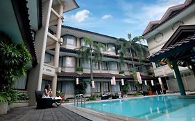 Bentani Hotel & Residence photos Exterior