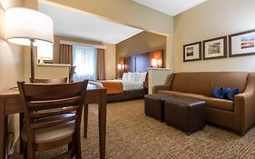 Comfort Suites Rochester 2*