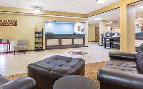 Rome Inn And Suites