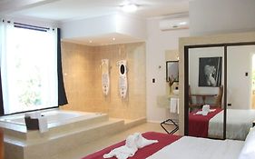Copacabana Hotel And Suites Jaco