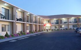 Red Roof Inn & Suites Newport - Middletown, Ri