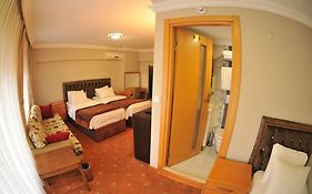 Palace Point Hotel 4*