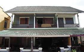 Chansavang Guesthouse Luang Prabang