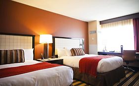 Overton Hotel & Conference Center 4*