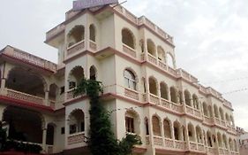 Pushkar Lake Palace Hotel 2*