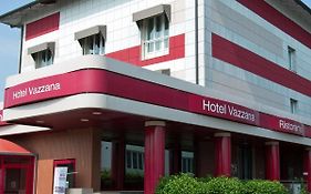 Hotel Vazzana  3*