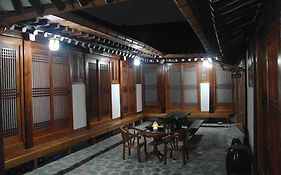 Bibimbap Hanok Guesthouse Insadong