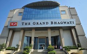 Hotel Grand Bhagwati Ahmedabad 4*