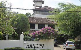 Hotel Randiya Anuradhapura