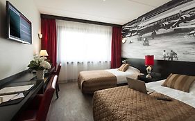 Bastion Deluxe Hotel Amsterdam Airport 4*