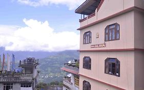 Hotel Alaya Gangtok 2*
