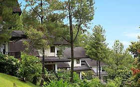 Gunung Geulis Cottages Managed By Royal Tulip Bogor 3*
