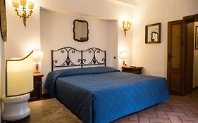 Piazza Paradiso Accommodation Affittacamere 2*