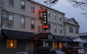 Royal Hotel Chilliwack 3*