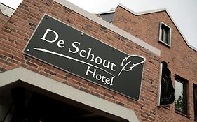 Hotel De Schout  4*