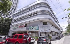Diplomat Cebu Stadt