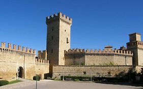 Castello Di Vigoleno 3*