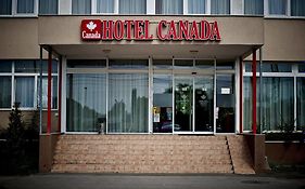 Canada Hotel  3*