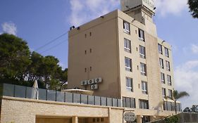 Marom Hotel Haifa Israel