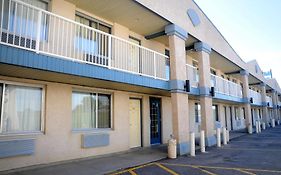 Country Lane Inn And Suites Swift Current 3*