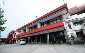 Benteng Hotel Bukittinggi 2*