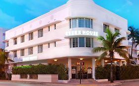 Essex House Hotel Miami
