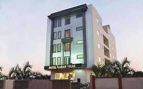 Hotel Karan Vilas Agra 3*